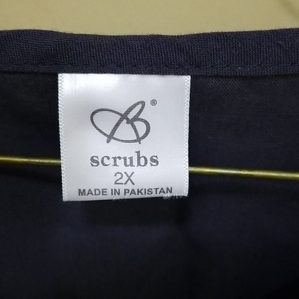 Scrub Top - Picture 2 of 6